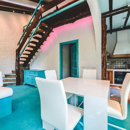Villa Bog - Villa Con Piscina E Campo Da Tennis 皮加罗 外观 照片