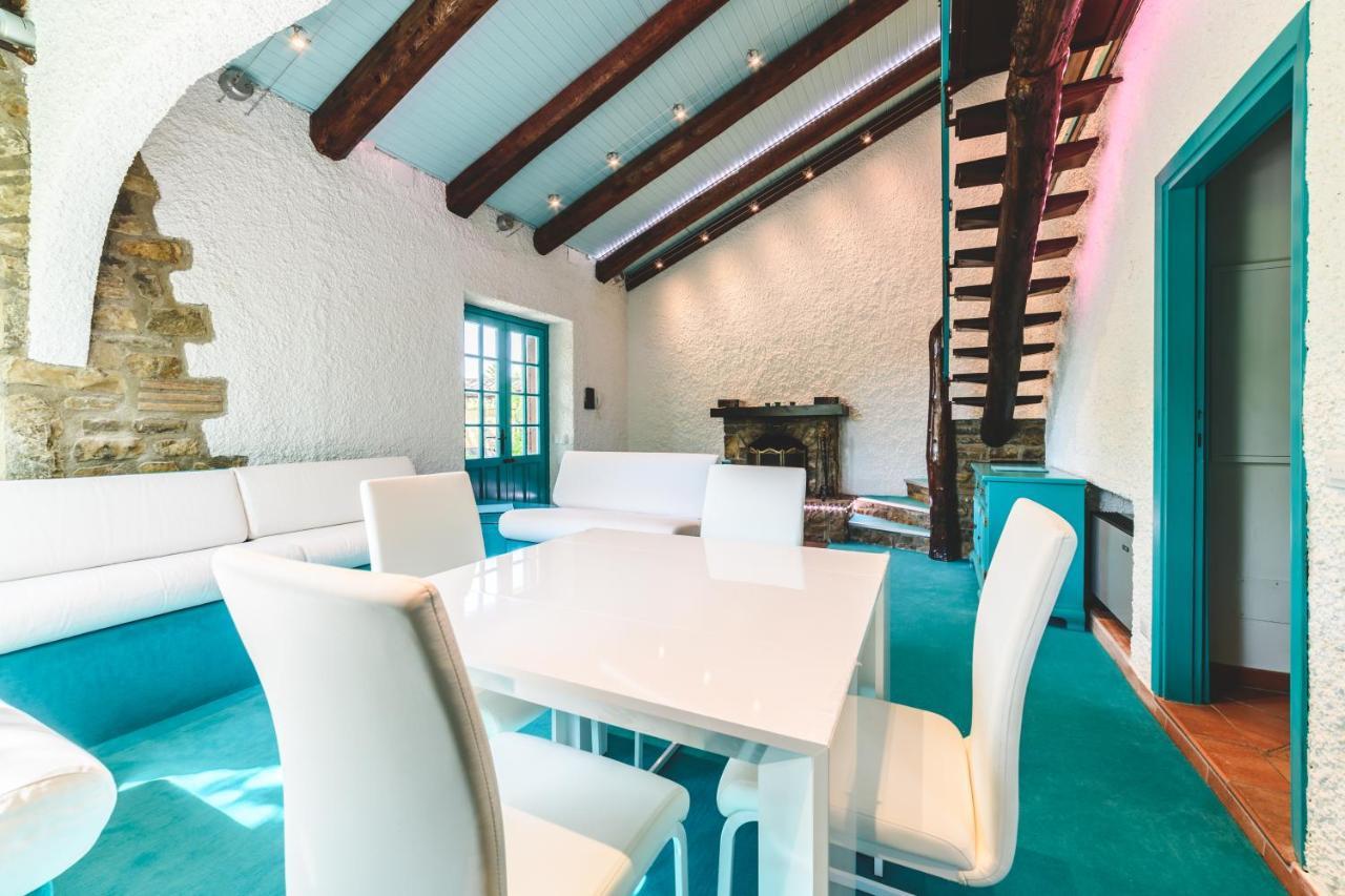 Villa Bog - Villa Con Piscina E Campo Da Tennis 皮加罗 外观 照片