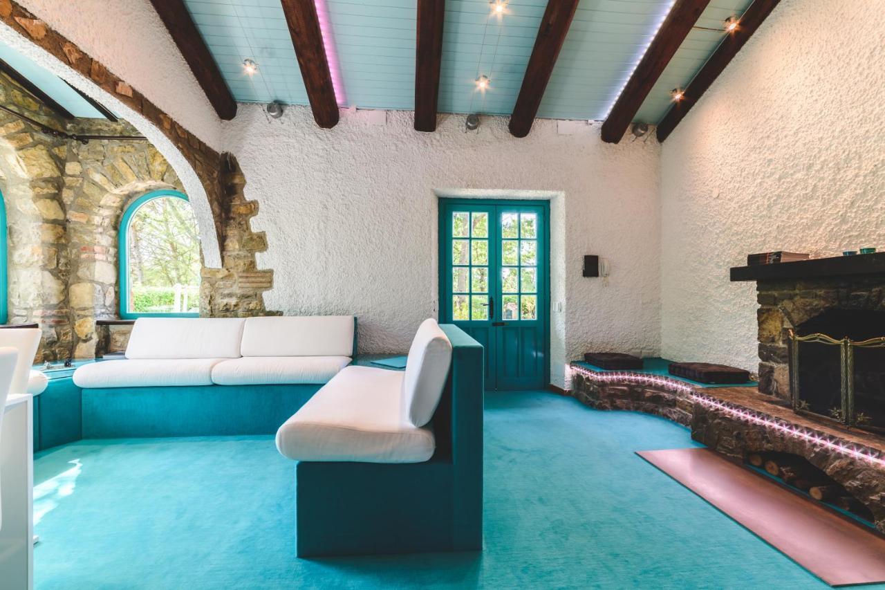 Villa Bog - Villa Con Piscina E Campo Da Tennis 皮加罗 外观 照片