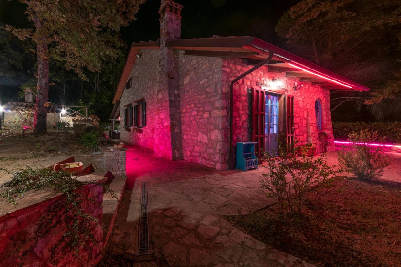 Villa Bog - Villa Con Piscina E Campo Da Tennis 皮加罗 外观 照片